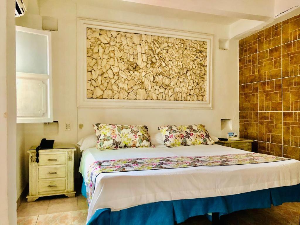 Antigua Calle Almudena Hotel Cartagena Exterior photo